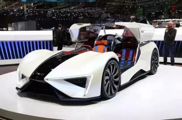 你还记得第一辆汽车吗,比亚迪造几种汽车