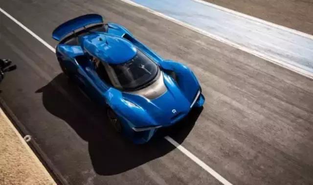 你还记得第一辆汽车吗,比亚迪造几种汽车