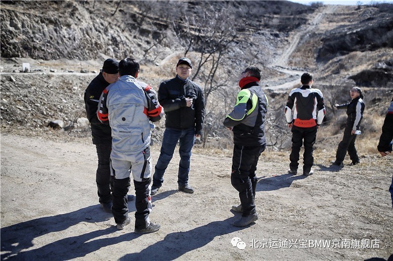 兴悦会BMW摩托车俱乐部挑战京西黄石港