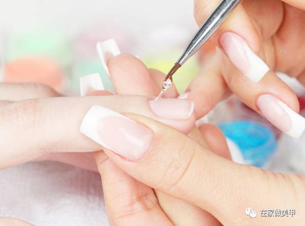 做美甲怕做不好,做美甲什么甲油胶不伤指甲
