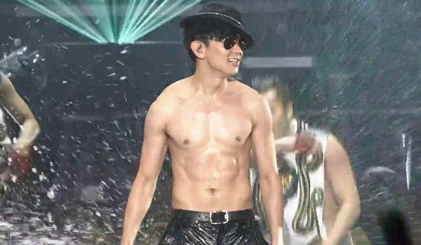 拒绝娘炮！亚洲十大肌肉男明星告诉你什么才是真男人