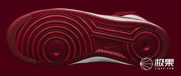 你从不注意的鞋底花纹，却成了乔丹科比封神的“秘密”