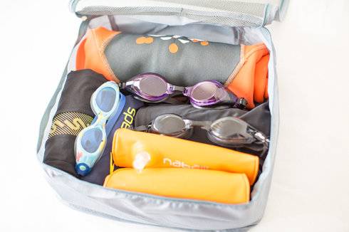 去度假怎么装行李整理省空间,沉浸式收拾行李箱出去旅行