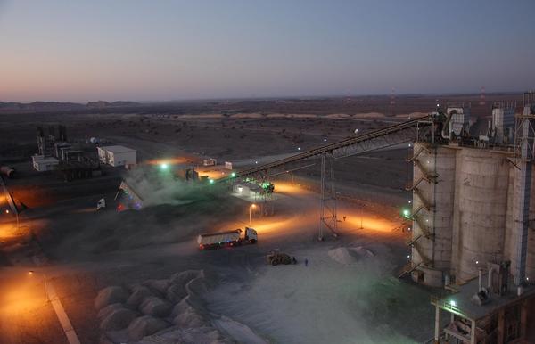 大宋的阿曼日记:中国人买三手日产达特桑280ZX