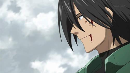 头发放下来和扎起来哪个更显年轻,头发放下来感觉帅多了