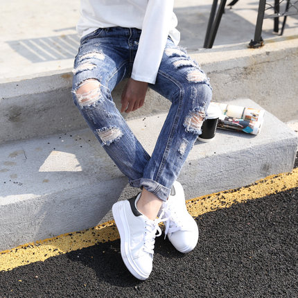 百搭的牛仔裤尽显潇洒的气质,魅不可挡河南南阳