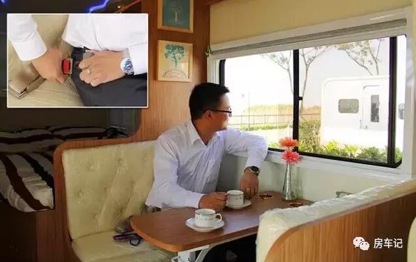 海格h5c的防抱死诊断接口位置,海格c型房车2.7汽油自动