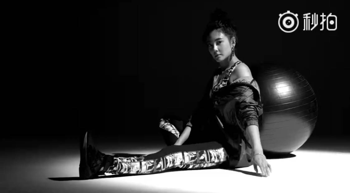 papi酱代言雪碧,papi酱安利偶像