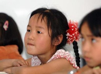 怎么解决小学生上课不认真,11岁男孩上课做小动作不认真听讲