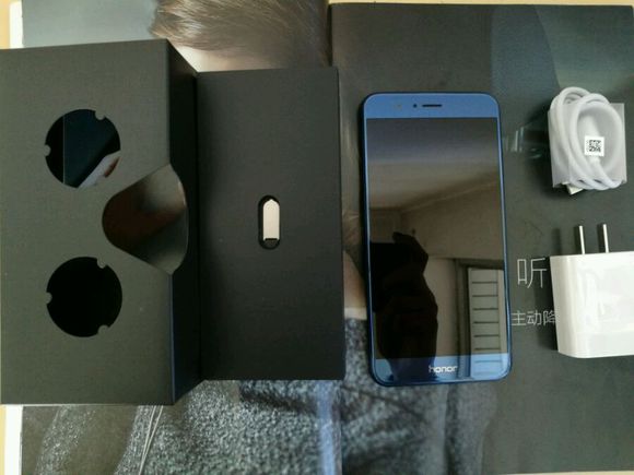 魅海蓝和哪种蓝色接近,魅海蓝和幻夜黑哪个颜色好