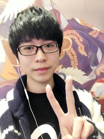 一周轻谈：苍老师也沉迷游戏，魔兽变约X神器？