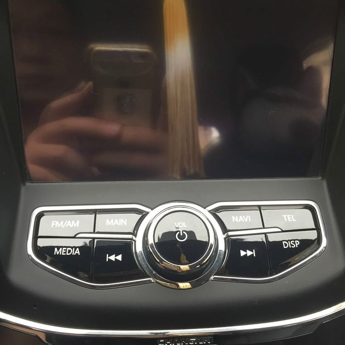 新款长安cs751.8t提车作业,长安cs751.4t豪华版用车成本参考