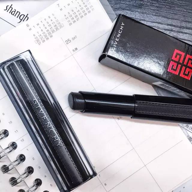 直男必知的口红颜色,直男们最喜欢的口红颜色