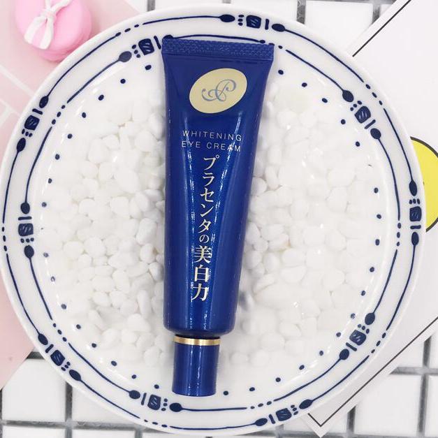 青春抗皱眼霜,想要留住青春留住天真