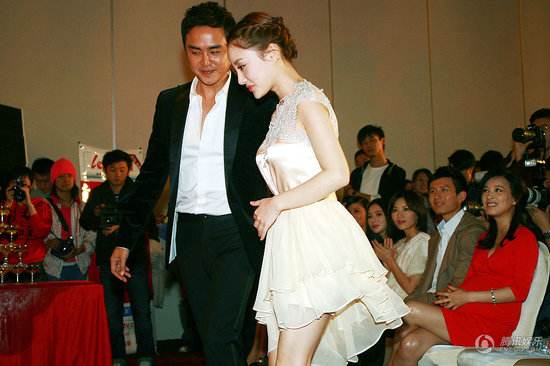 明道40岁了为什么这么帅,明道颜值巅峰到底多美