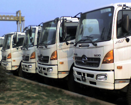 真正原创:重卡电脑板故障维修之日野500发动冒蓝烟故障排除