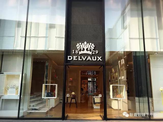 上班族福利：耿直姐妹三分钟带你逛完宇宙中心——三里屯