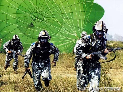 空降兵大型伞降,空降兵伞降和机降