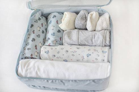 去度假怎么装行李整理省空间,沉浸式收拾行李箱出去旅行