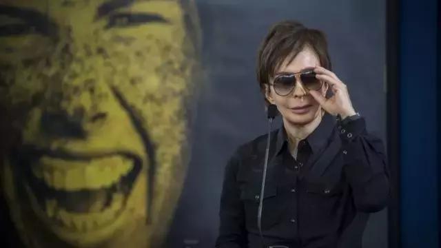 这位消失了二十年的顶级导演最近神秘回归