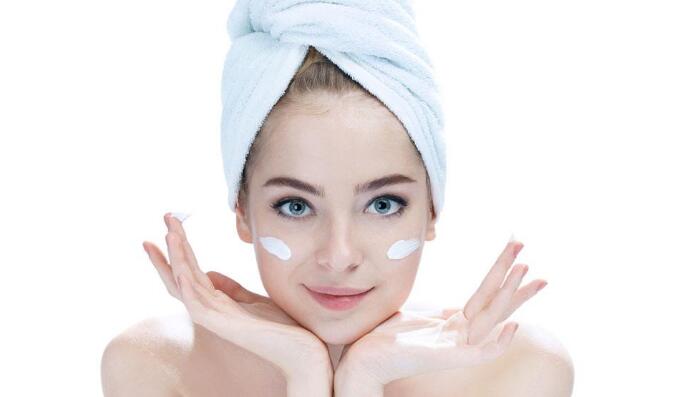 护肤品涂越多越好吗,护肤品一般涂几层最好