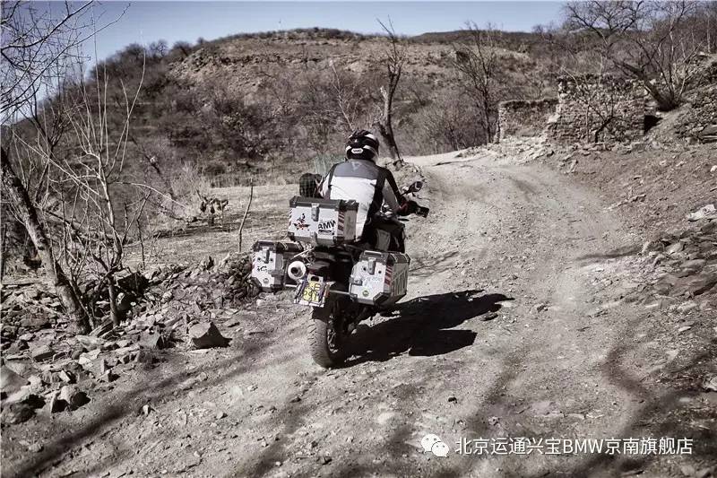 兴悦会BMW摩托车俱乐部挑战京西黄石港