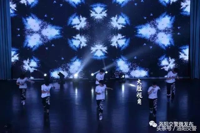 交通法制安全进校园活动,交警交通安全进校园活动