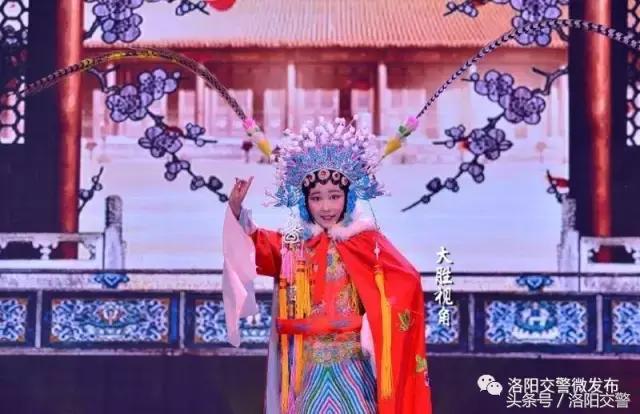 交通法制安全进校园活动,交警交通安全进校园活动