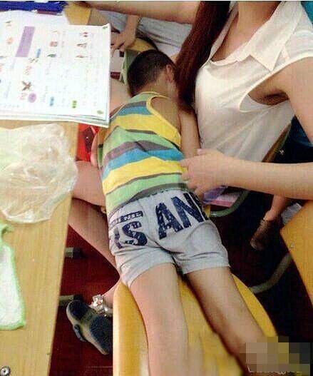 女生着火了怎么办,着火为啥不能用嘴吹