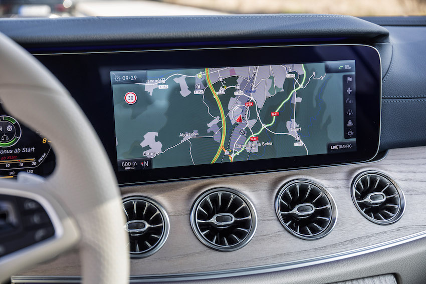 夏东试驾奔驰e,夏东奔驰e