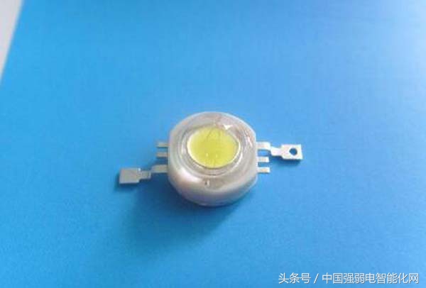 如何用万用表测220v路灯led的好坏,怎样用万用表测led变光驱动器好坏