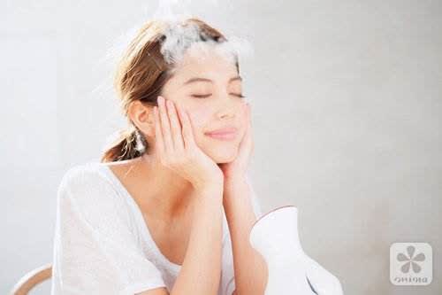 沈梦辰揭秘洗澡戏内幕，加湿器如此“湿”情画意，可你用对了吗？