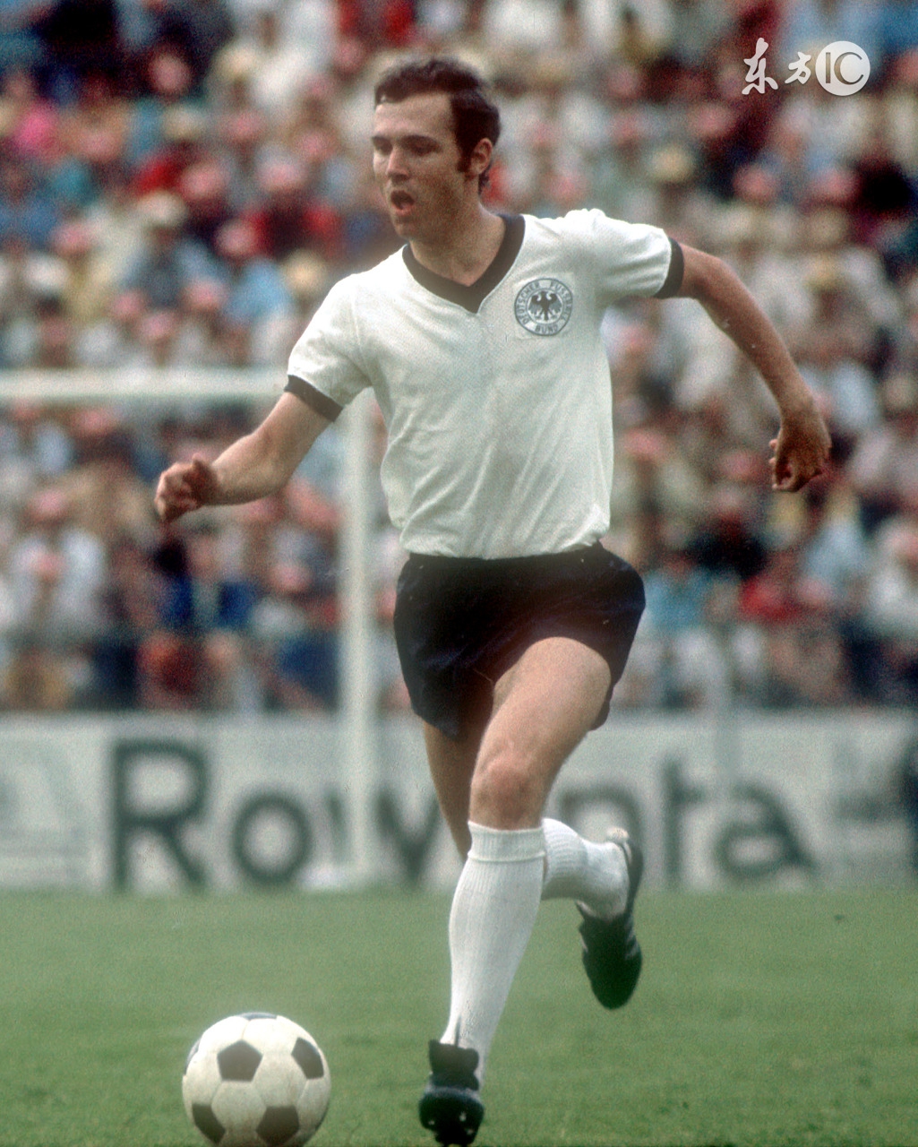 球星对贝肯鲍尔的评价,德国传奇球星贝肯鲍尔去世