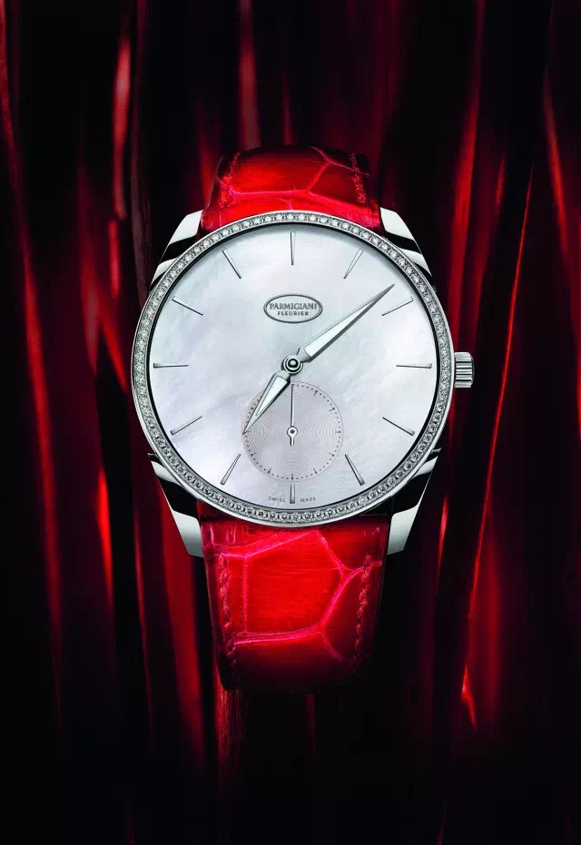 积家腕表鳄鱼皮真皮表带,鳄鱼皮手表表带哪种好看