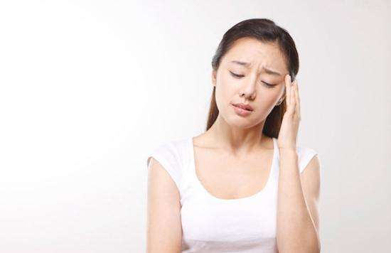 三条经络交汇于它，女人经常按一按，肝气顺、月经好、不衰老！