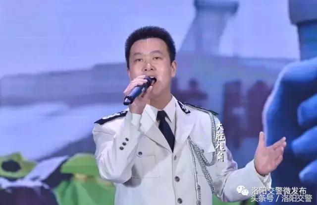 交通法制安全进校园活动,交警交通安全进校园活动