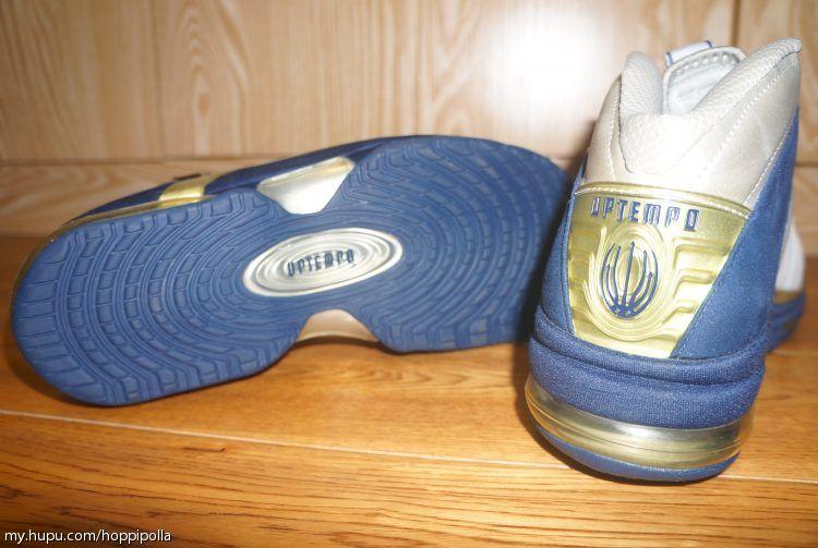 2004年性价比最高的耐克篮球鞋,nikeairmaxuptempo系列篮球鞋