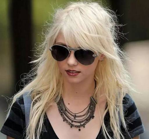 如何挑适合自己的发色,怎样挑发色