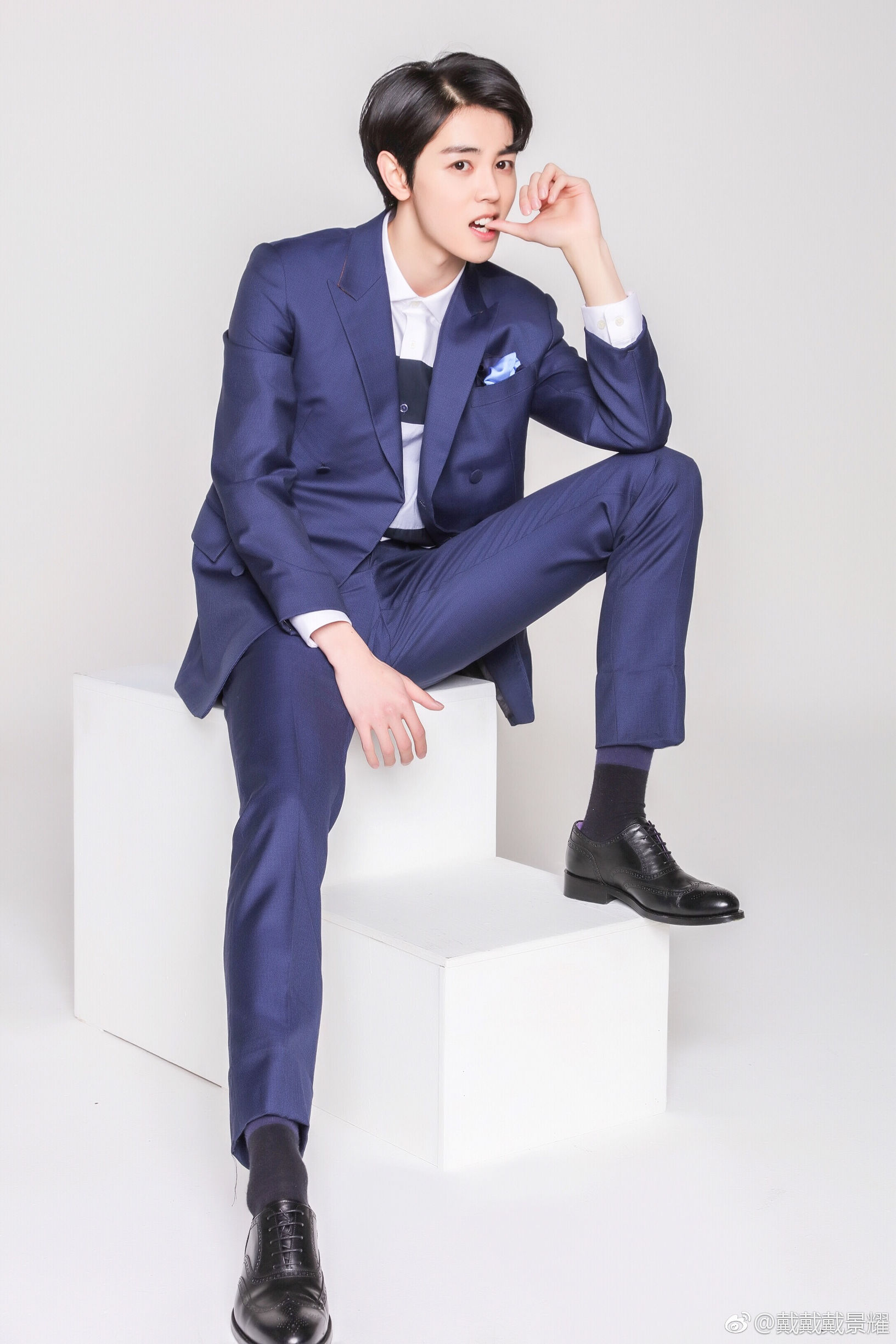 昨日被同学安利了一对颜值超高的校花校草，没想到竟然是这么回事