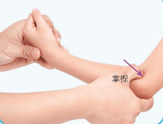 宝妈近视训练最佳方法,妈妈近视怎样让宝宝眼睛发育好