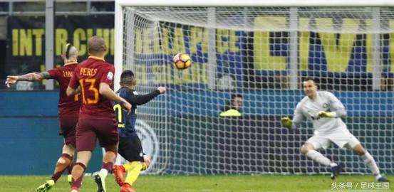 他信奉*力暴**美学，却因抽烟喝酒落选国家队，毁誉参半