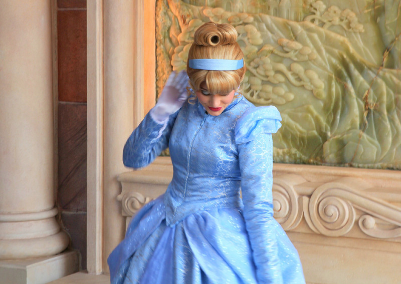 上海迪士尼乐园2天一夜游玩攻略,上海迪士尼2天游玩攻略