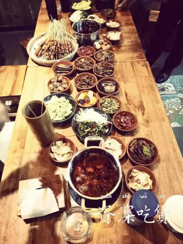 平顶山这几家连团购都不上的餐厅，拿着神秘黑卡，竟然能打5折！