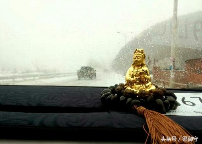 2021荣放2.5四驱精英版配置怎么样,2021荣放2.5双擎四驱精英plus