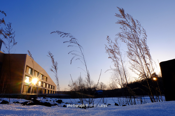 冬日的浪漫游山玩水泡温泉,又可以看雪又可以泡温泉的地方