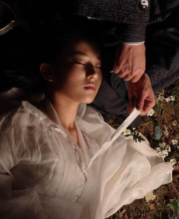 太可恶了!这些男星借拍戏之名对女星“霸王硬上弓”