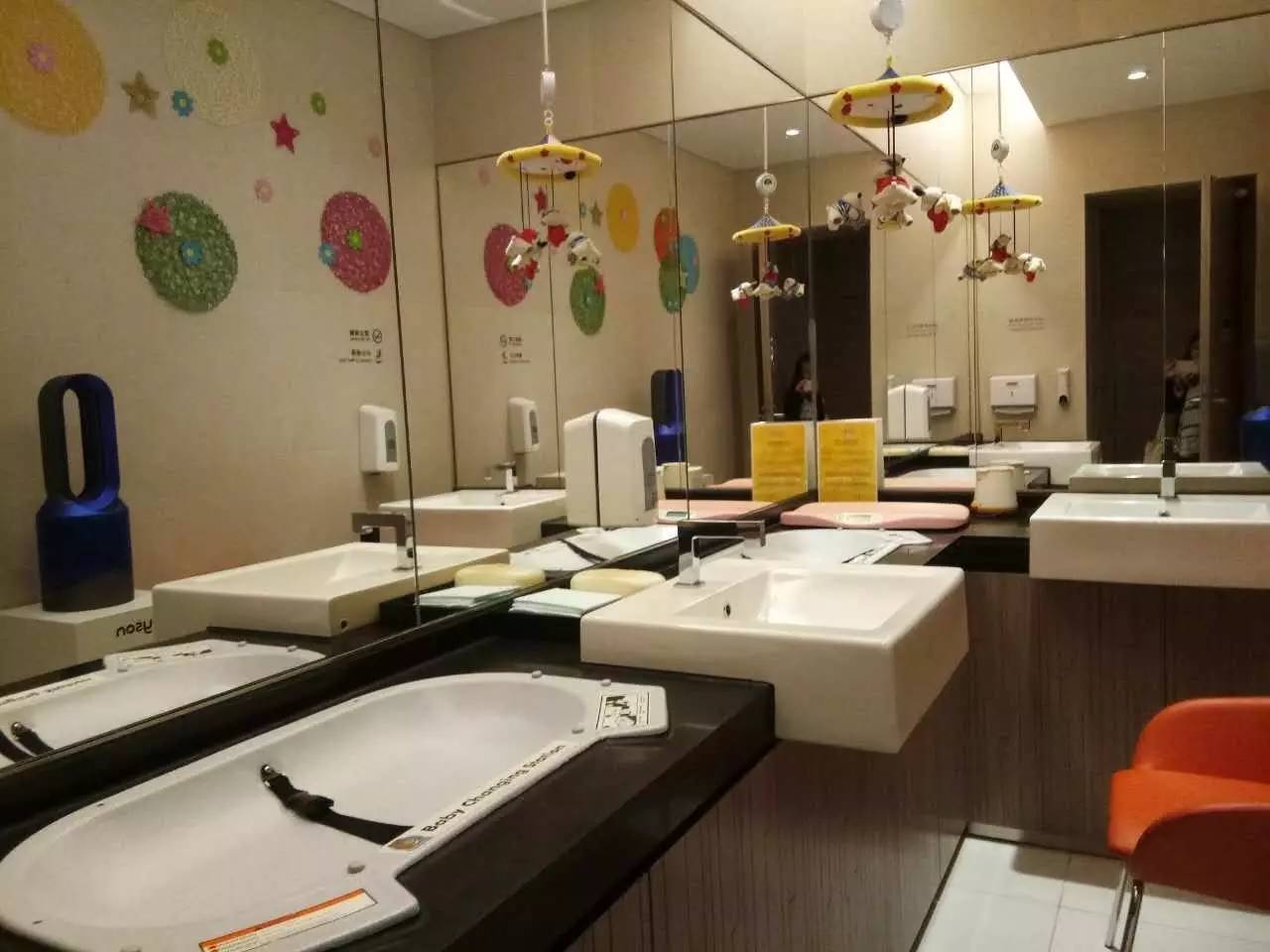 所有不起眼的小事都透露着细节,这些微不足道的小细节