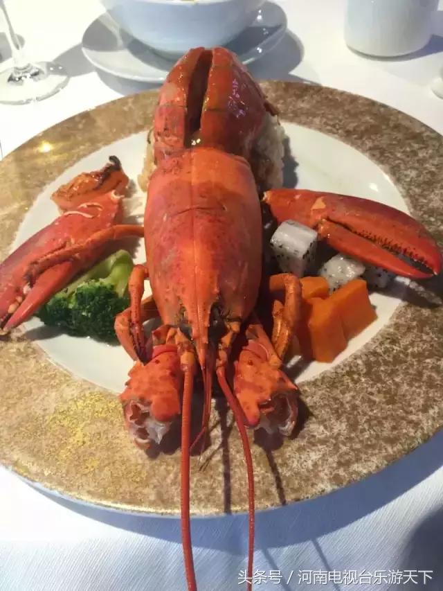 游轮发生什么事,游轮上的夜生活