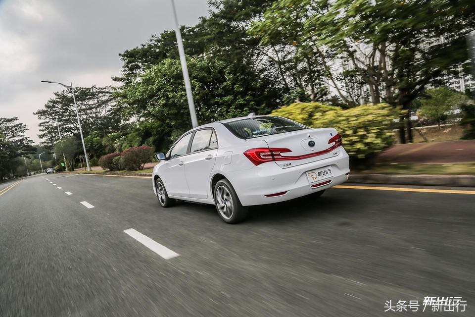 比亚迪秦plusdmi试驾0到100加速,比亚迪秦80和秦100有什么区别