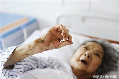 童年“屎”诗,老年“*禁失**”!如果父母大便*禁失**,你会嫌脏吗?